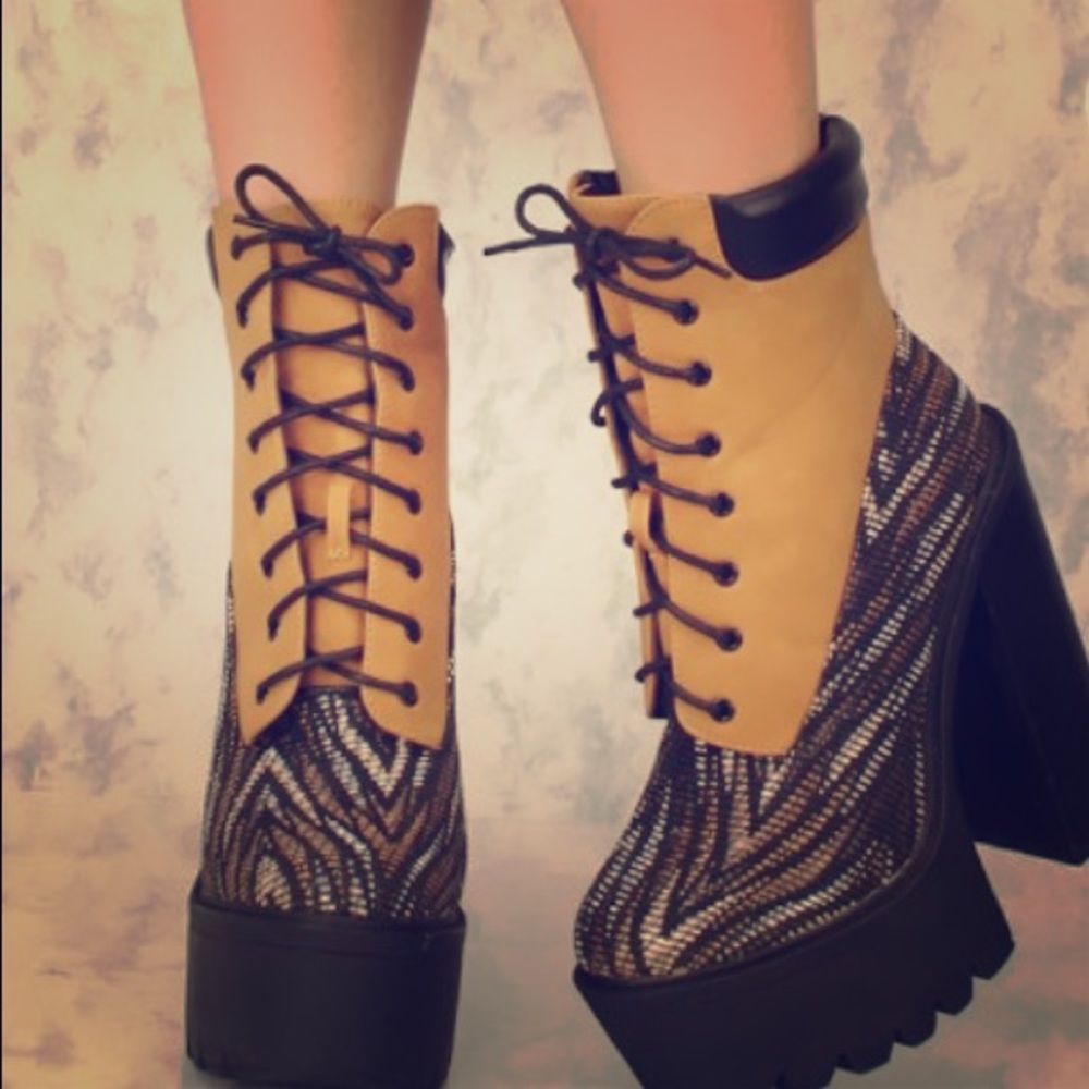 Rock star booties brand new in box